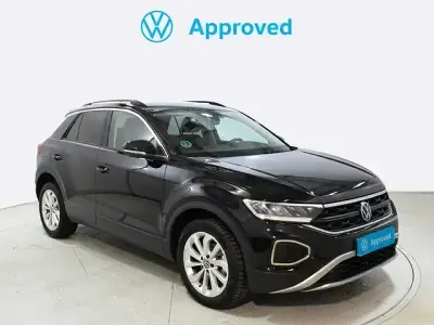 Usado VW T-Roc Life 150 CV (110 kW) 2025 Negro SUV