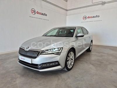 Gris / plata Usado 2021 Skoda Superb Style Berlina | 20.990 € (Precio justo)