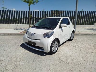 Usado Toyota iQ 98 CV (72 kW) 2013 Blanco Utilitario