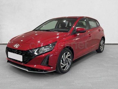 Usado Hyundai i20 100 CV (73 kW) 2024 Rojo Utilitario