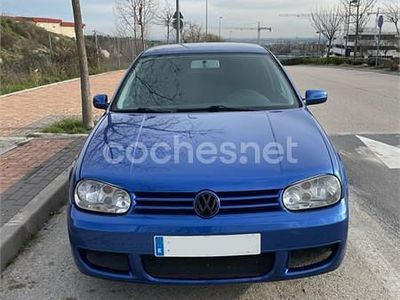 Usado VW Golf IV Highline 100 CV (73 kW) 2000 Azul Berlina