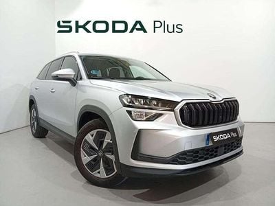 Usado Skoda Kodiaq Selection 150 CV (110 kW) 2025 Plateado SUV