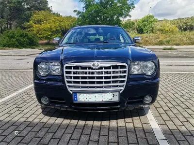 Usado Chrysler 300C Touring 218 CV (160 kW) 2006 Negro Familiar