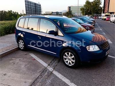 Używany VW Touran Trendline 105 KM (77 kW) 2004 Niebieski Minivan