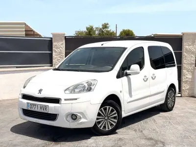 Usado Peugeot TePee Active 91 CV (66 kW) 2014 Blanco Van