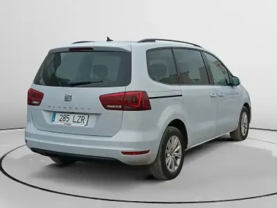 Usado Seat Alhambra Style 150 CV (110 kW) 2022 Gris / plata Monovolumen