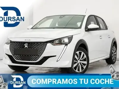 Usado Peugeot e-208 Active 100 kW (136 CV) 2023 Blanco Utilitario