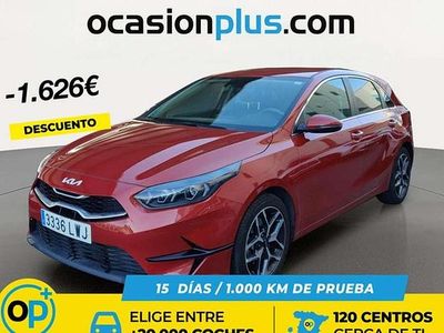 Usado Kia Ceed 120 CV (88 kW) 2022 Rojo Utilitario