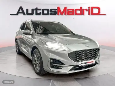 Usado Ford Kuga ST-Line 150 CV (110 kW) 2022 Gris SUV