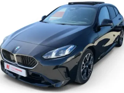 Usado BMW 120 Comfort Edition 163 CV (119 kW) 2025 Negro Utilitario