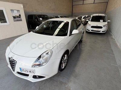Usado Alfa Romeo Giulietta Progression 105 CV (77 kW) 2011 Blanco Utilitario
