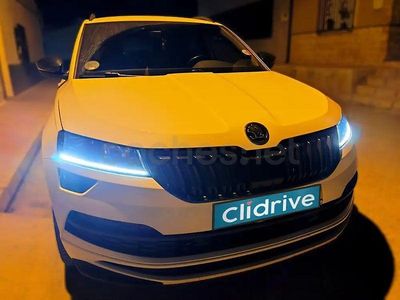 Usado Skoda Karoq SportLine 150 CV (110 kW) 2021 Blanco SUV