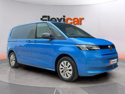 Käytetty VW Multivan Life 218 HP (160 kW) 2022 Sininen Tila-auto