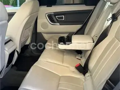 Usado Land Rover Discovery Sport HSE 150 CV (110 kW) 2016 Blanco SUV
