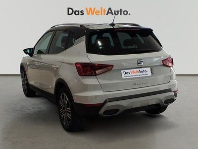 Usado Seat Arona Xperience 115 CV (84 kW) 2025 Blanco SUV