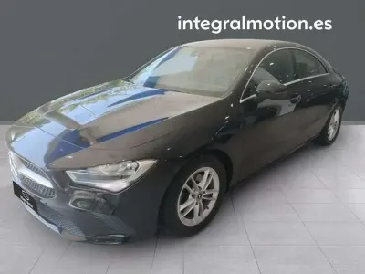 Usado Mercedes CLA180 116 CV (85 kW) 2020 Negro Coupe