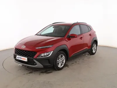 Usado Hyundai Kona 120 CV (88 kW) 2022 Rojo SUV