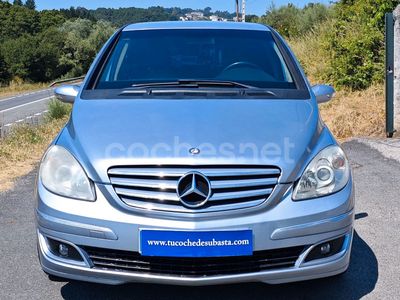 Usado Mercedes B180 109 CV (80 kW) 2005 Azul Monovolumen