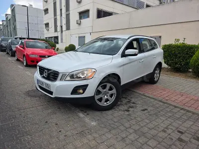 Usado Volvo XC60 Summum 175 CV (128 kW) 2010 Blanco SUV