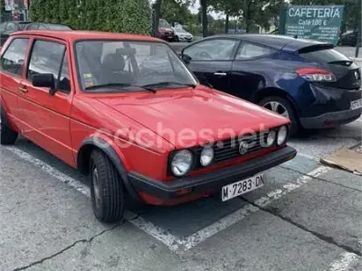 Begagnad VW Golf II GTI 112 HK (82 kW) 1985 Röd Halvkombi