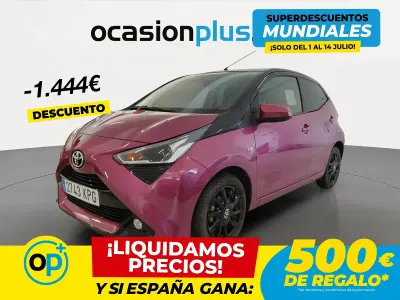 Usado Toyota Aygo Business Edition 69 CV (50 kW) 2018 Otro Utilitario