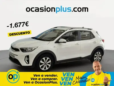 Usado Kia Stonic 100 CV (73 kW) 2024 Blanco SUV