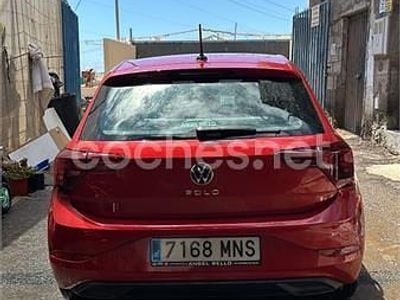 Usado VW Polo 95 CV (69 kW) 2024 Rojo Utilitario