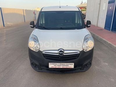Usado Opel Combo Expression 90 CV (66 kW) 2016 Blanco Monovolumen