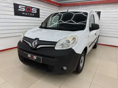 Usado Renault Kangoo 90 CV (66 kW) 2019 Blanco Monovolumen