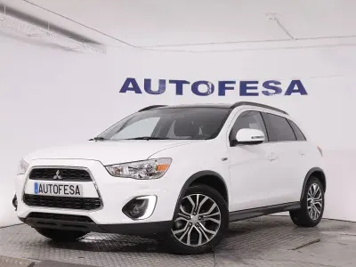 Usado Mitsubishi ASX Motion 115 CV (84 kW) 2016 Blanca/negra SUV