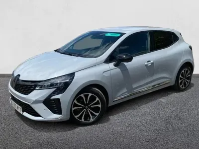 Usado Renault Clio Techno 100 CV (73 kW) 2025 Utilitario