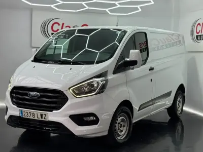 Usado Ford Transit Custom Limited 130 CV (95 kW) 2022 Blanco Van