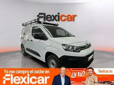 Usado Citroën Berlingo 102 CV (75 kW) 2023 Blanco Monovolumen