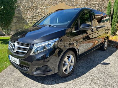 Mercedes V220
