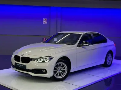 Usado BMW 316 116 CV (85 kW) 2016 Blanco Berlina