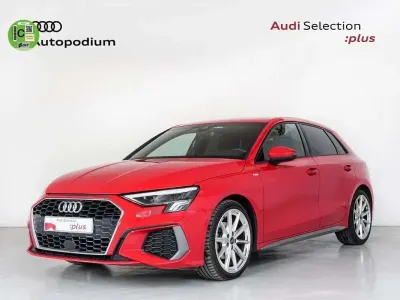 Usado Audi A3 Sportback S-Line 150 CV (110 kW) 2023 Rojo Utilitario