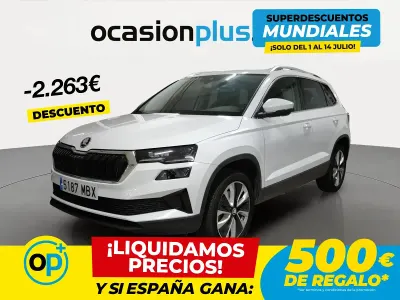 Usado Skoda Karoq Style 150 CV (110 kW) 2022 Blanco SUV