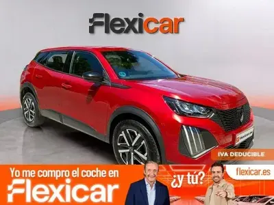 Usado Peugeot 2008 Active 100 CV (73 kW) 2023 Rojo SUV