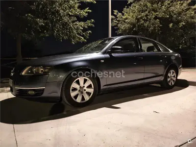 Usado Audi A6 180 CV (132 kW) 2005 Gris / plata Familiar