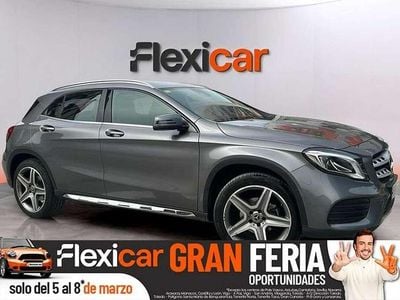 Usado Mercedes GLA180 122 CV (89 kW) 2018 Gris SUV