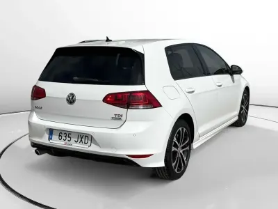 Usado VW Golf VII Sportline 116 CV (85 kW) 2017 Blanco Berlina