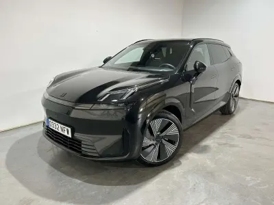 Usado Lynk & Co 08 347 CV (255 kW) 2025 Negro SUV