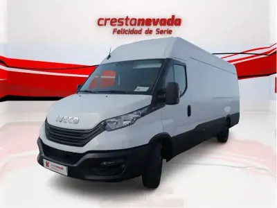 Usado Iveco Daily 156 CV (114 kW) 2023 Blanco Berlina