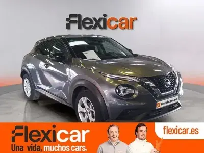 Usado Nissan Juke Acenta 114 CV (83 kW) 2022 Gris SUV
