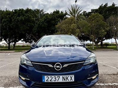 Usado Opel Astra GS Line 122 CV (89 kW) 2021 Azul Familiar