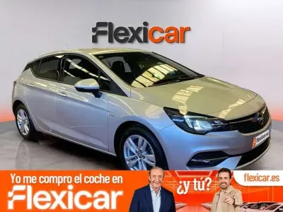 Usado Opel Astra Ultimate 145 CV (106 kW) 2020 Gris Berlina