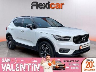 Usado Volvo XC40 Momentum 163 CV (119 kW) 2021 Blanco SUV