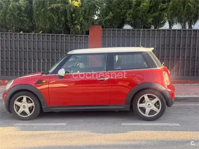 Usado Mini Cooper 120 CV (88 kW) 2007 Rojo Utilitario