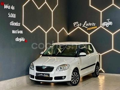 Usado Skoda Fabia 60 CV (44 kW) 2010 Blanco Utilitario