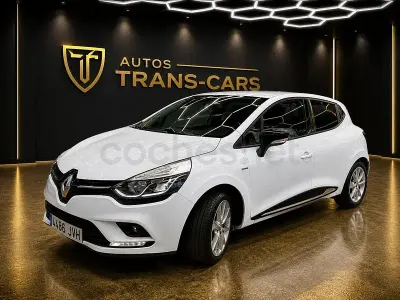 Usado Renault Clio IV Authentique 75 CV (55 kW) 2016 Blanco Berlina